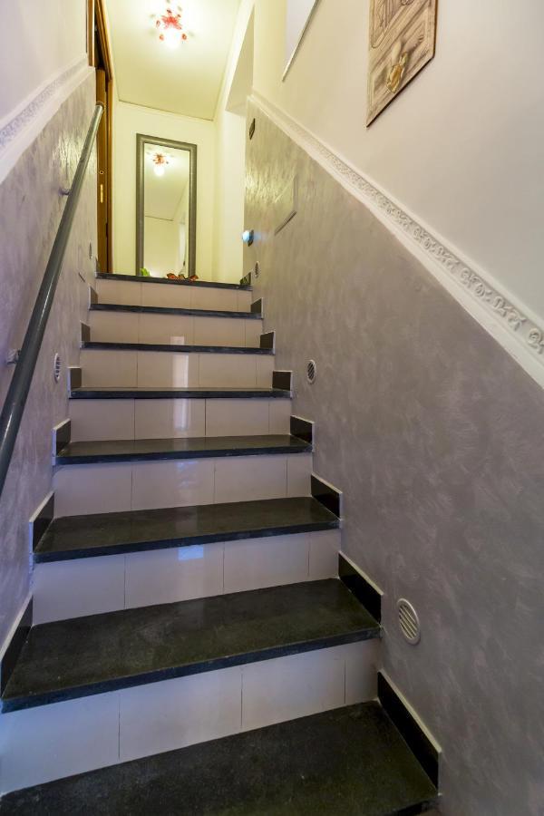 Qs1 - Indipendent Flat In Center Naples Exterior photo
